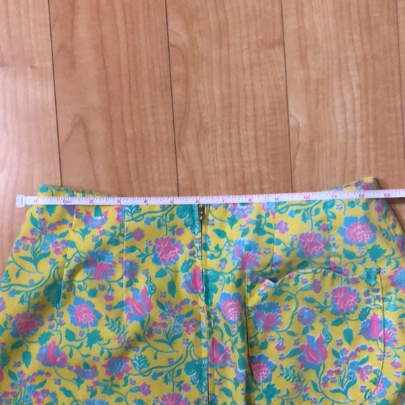 Vintage 60s or 70s Lilly Pulitzer skirt with scalloped details - Picture 8 of 10
